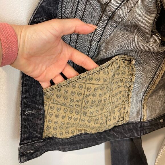 Vintage Free People Heart Studded Charcoal/Black Denim Jacket - Picture 7 of 11